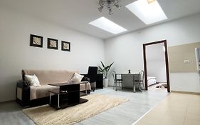 Enjoy Apartments - Skylight Residence